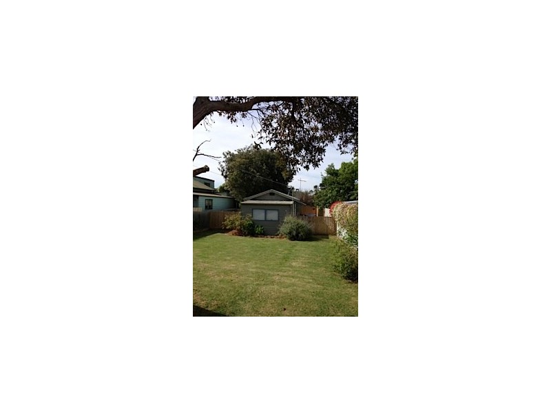 4 Gipps Street, Rosebud VIC 3939