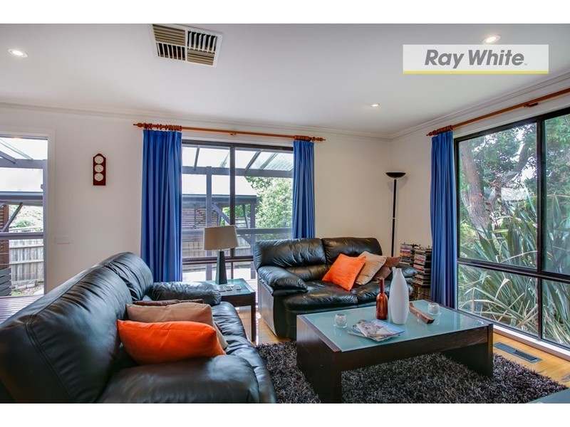 33 Bellbangra Avenue, Rosebud VIC 3939