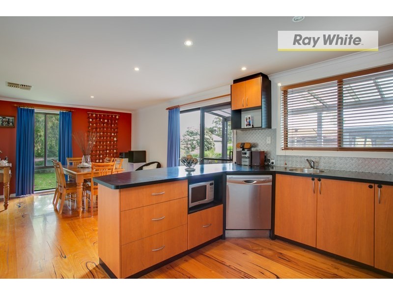 33 Bellbangra Avenue, Rosebud VIC 3939