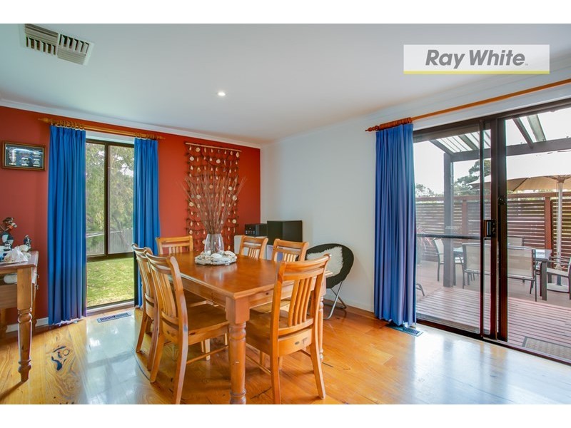 33 Bellbangra Avenue, Rosebud VIC 3939