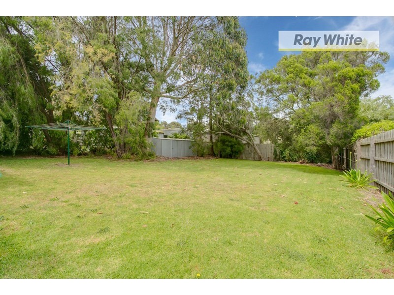 33 Bellbangra Avenue, Rosebud VIC 3939