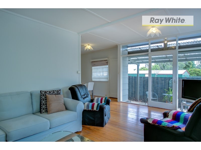 76 Broadway, Rosebud West VIC 3940