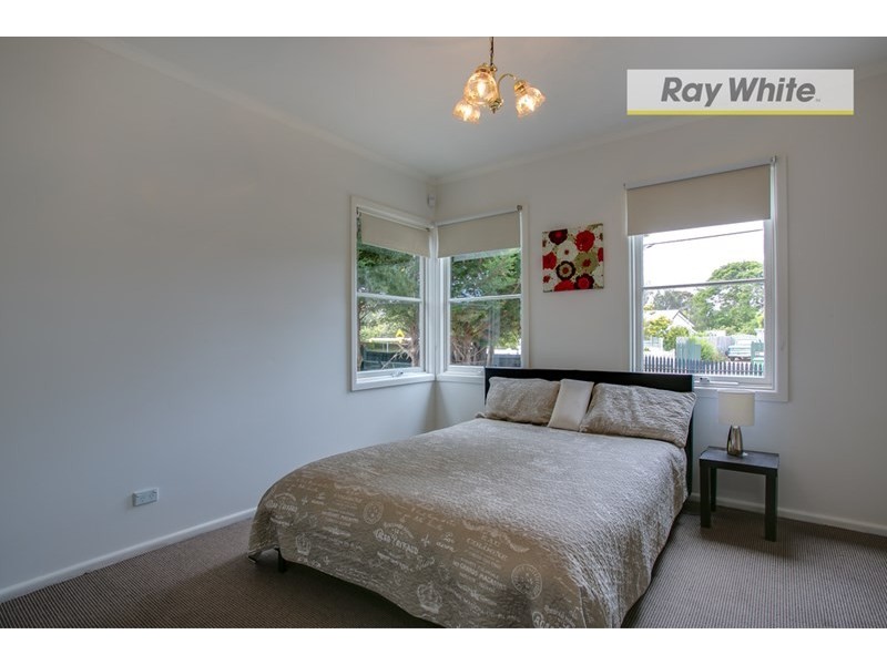 76 Broadway, Rosebud West VIC 3940