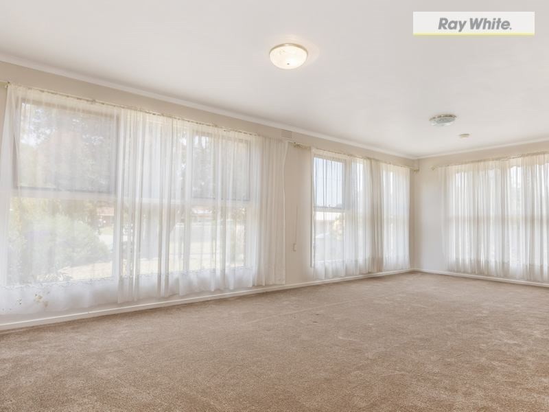 24 Denholm Street, Rosebud VIC 3939