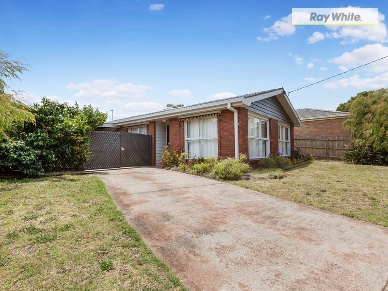24 Denholm Street, Rosebud VIC 3939