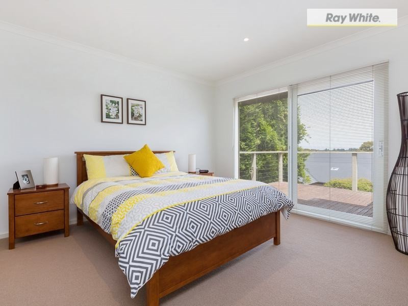 10 Troon Road, Rosebud VIC 3939