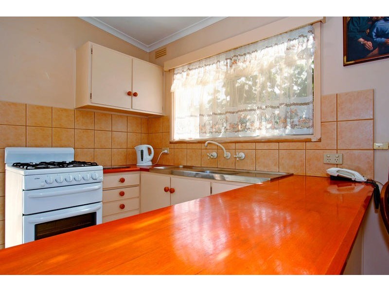 200 Ninth Avenue South, Rosebud VIC 3939