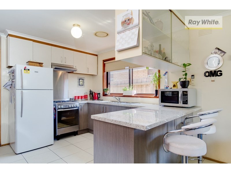 170 Eighth Avenue, Rosebud VIC 3939