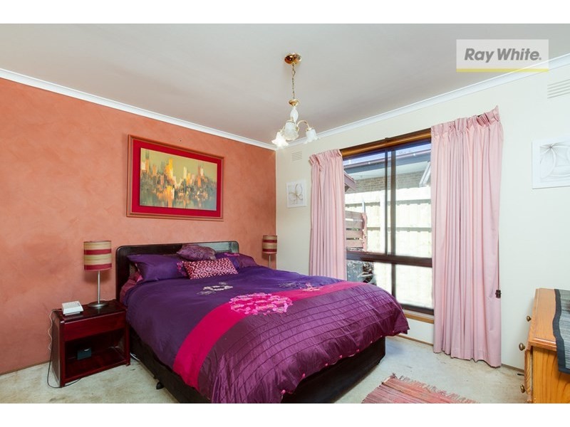 170 Eighth Avenue, Rosebud VIC 3939