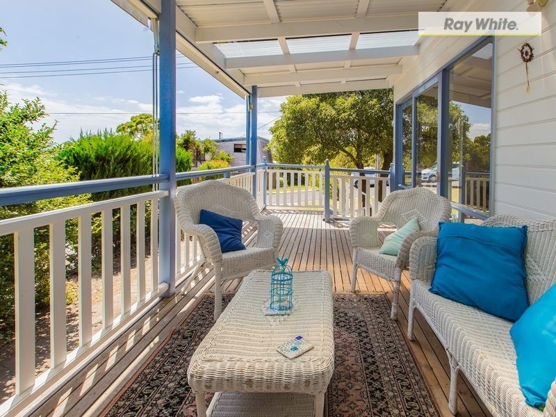 44 Beverley Road, Mccrae VIC 3938