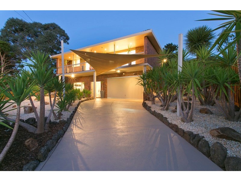 17 Deighton Drive, Rosebud VIC 3939