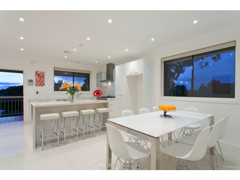 17 Deighton Drive, Rosebud VIC 3939