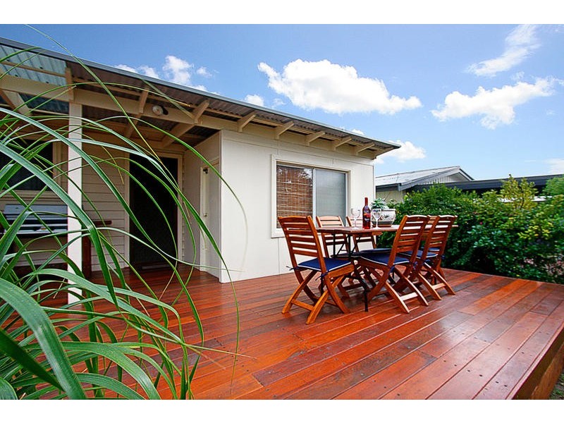 77 Sixth Avenue, Rosebud VIC 3939