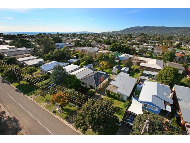 77 Sixth Avenue, Rosebud VIC 3939