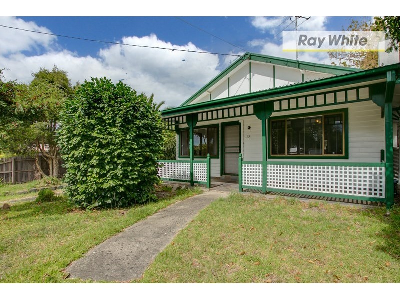 13 Mark Street, Rosebud VIC 3939