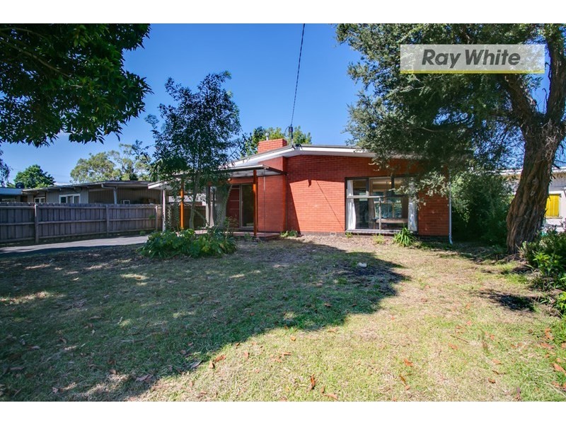 1 Overlea Avenue, Rosebud VIC 3939