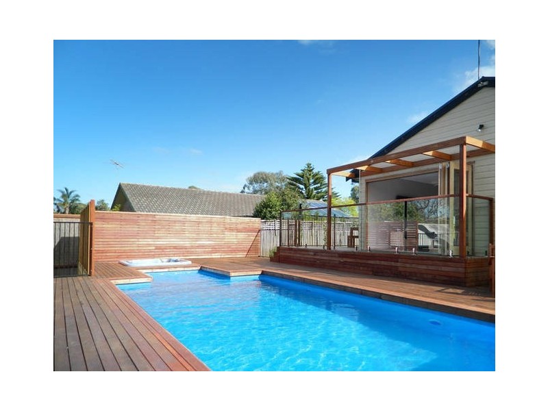 17 Anne Street, Rosebud VIC 3939