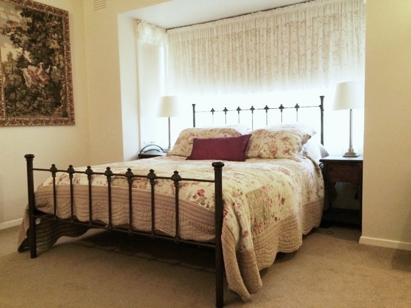 126 Elizabeth Drive, Rosebud VIC 3939