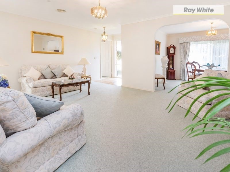 1 Merilyn Way, Rosebud VIC 3939