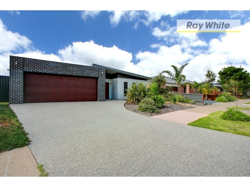 5 Wallaby Drive, Rosebud VIC 3939