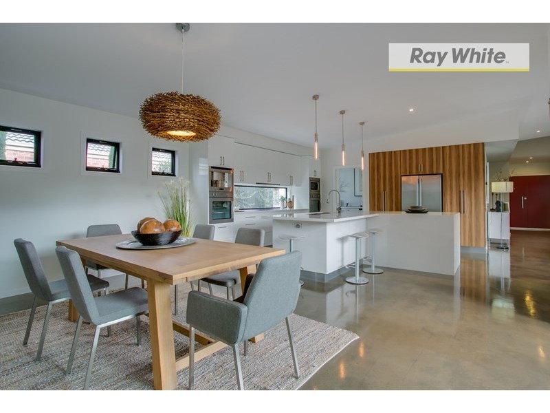 5 Wallaby Drive, Rosebud VIC 3939