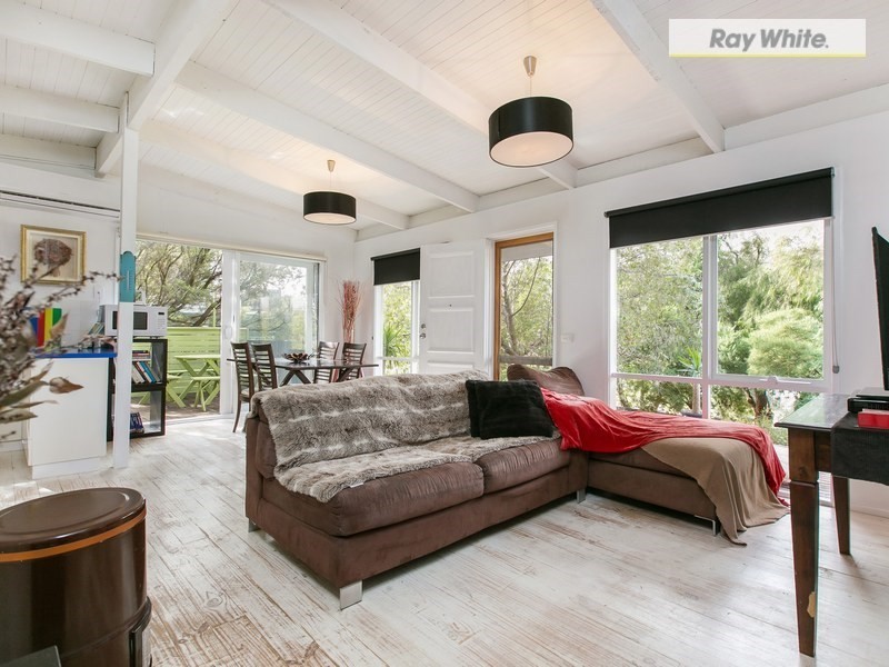 30 Bienias Crescent, Tootgarook VIC 3941