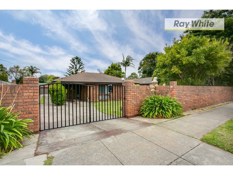131 Eastbourne Road, Rosebud VIC 3939