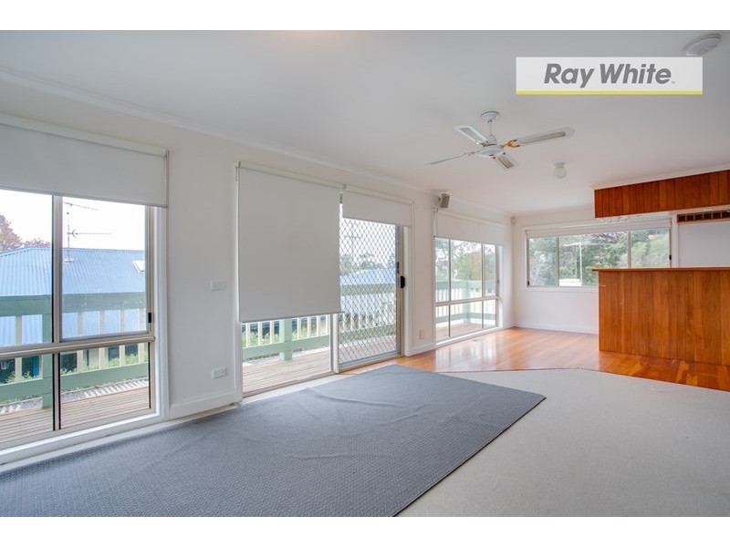 20 Overlea Avenue, Rosebud VIC 3939