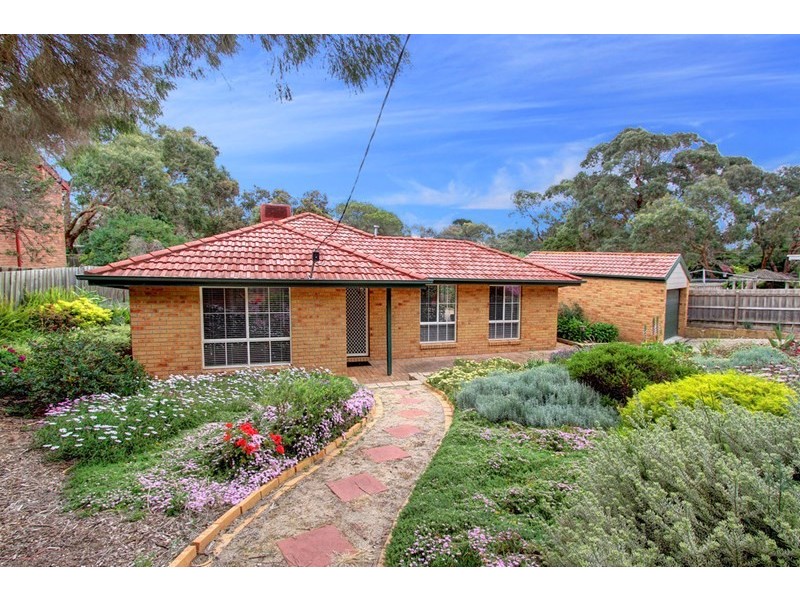 8 Leisure Way Nth, Rosebud VIC 3939