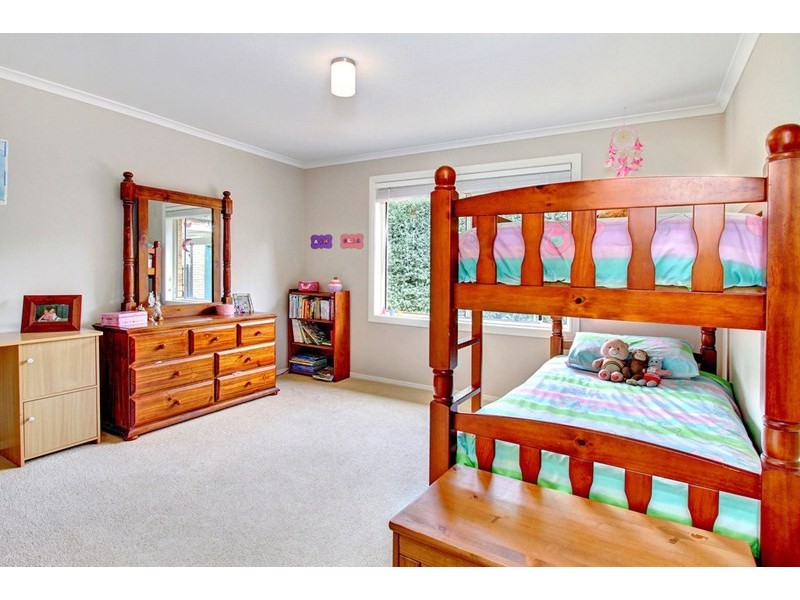 8 Leisure Way Nth, Rosebud VIC 3939