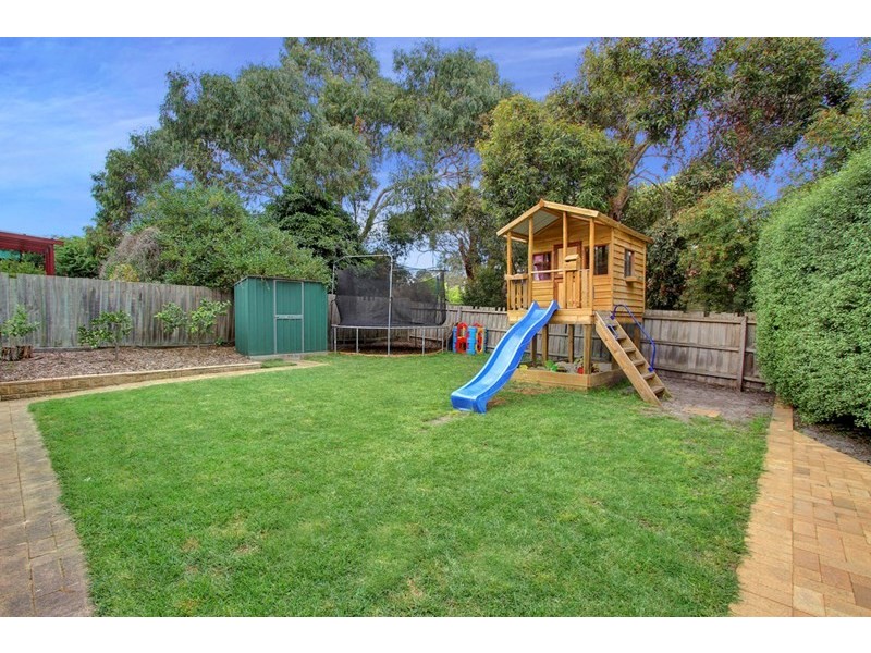8 Leisure Way Nth, Rosebud VIC 3939