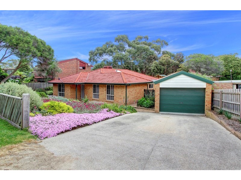 8 Leisure Way Nth, Rosebud VIC 3939