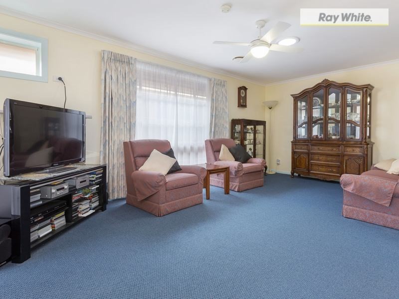 123 Fifth Avenue, Rosebud VIC 3939