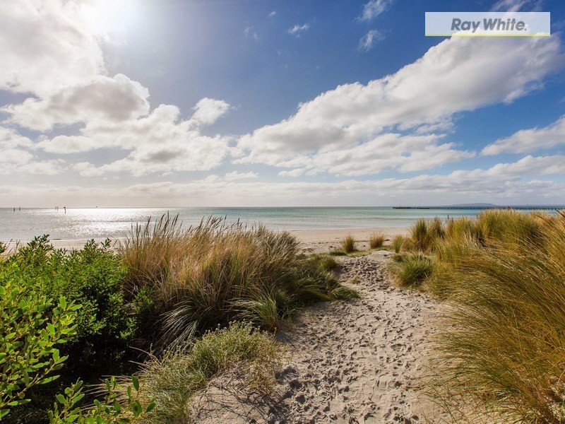 18/2475 Point Nepean Road, Rye VIC 3941