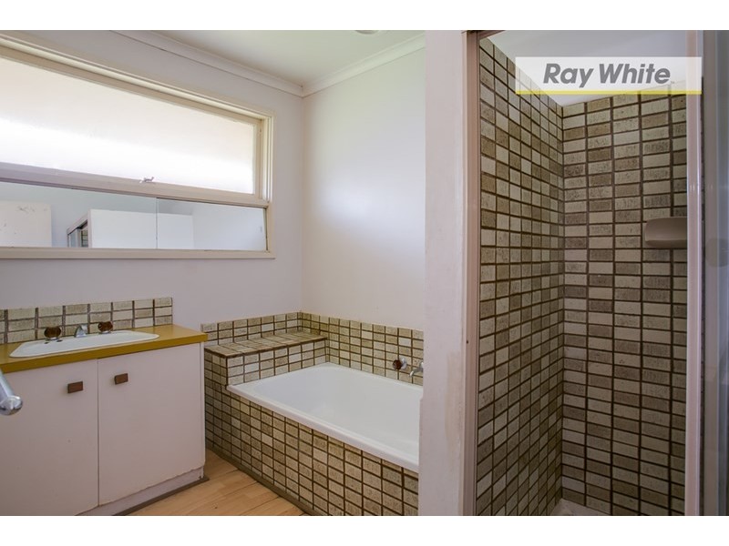 37 Illaroo Street, Rosebud West VIC 3940