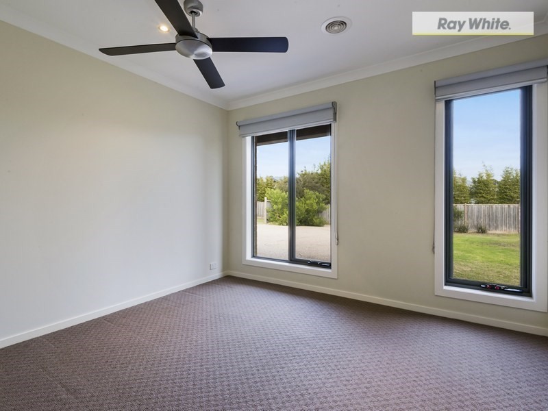 3 Fernwood Place, Rosebud VIC 3939