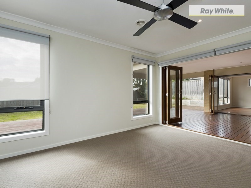 3 Fernwood Place, Rosebud VIC 3939