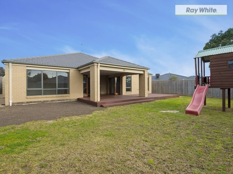 3 Fernwood Place, Rosebud VIC 3939