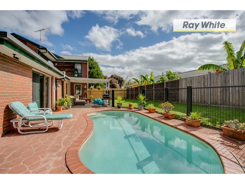 2 Rollings Close, Rosebud VIC 3939