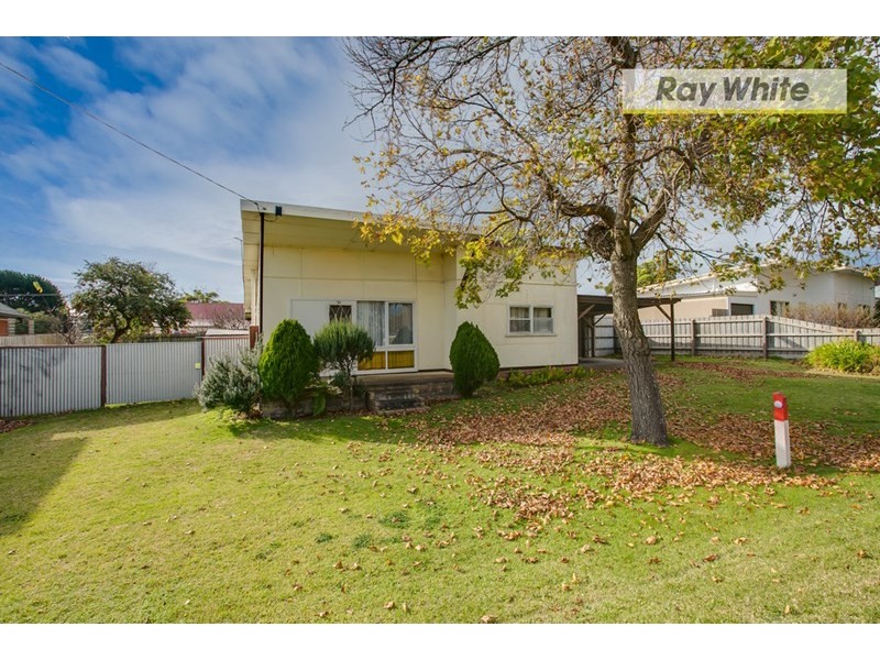 36 Murrawong Avenue, Rosebud VIC 3939