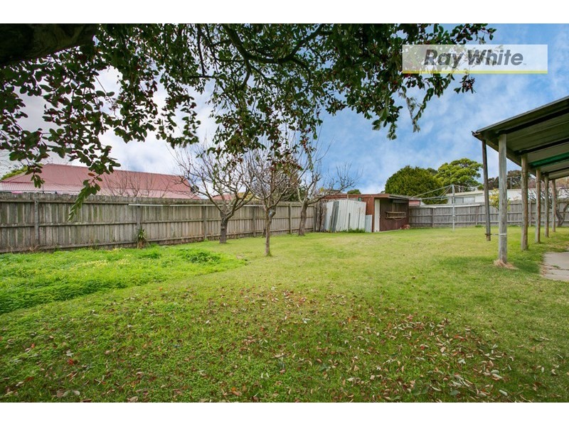 36 Murrawong Avenue, Rosebud VIC 3939