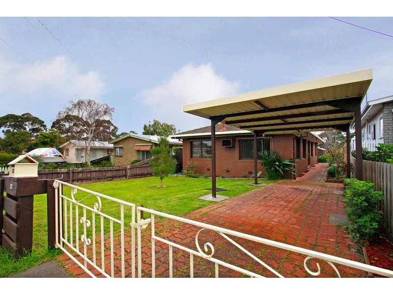 192 Eighth Avenue, Rosebud VIC 3939