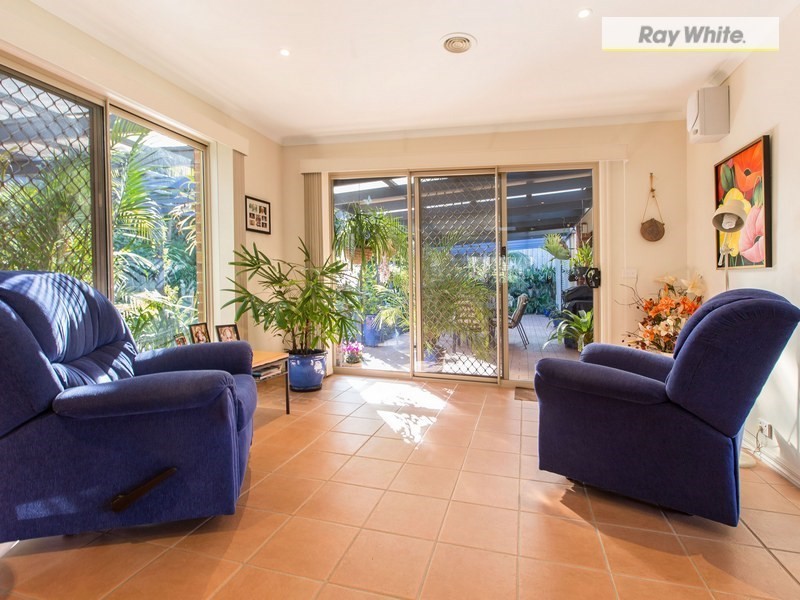 4 Sandpiper Court, Rosebud West VIC 3940