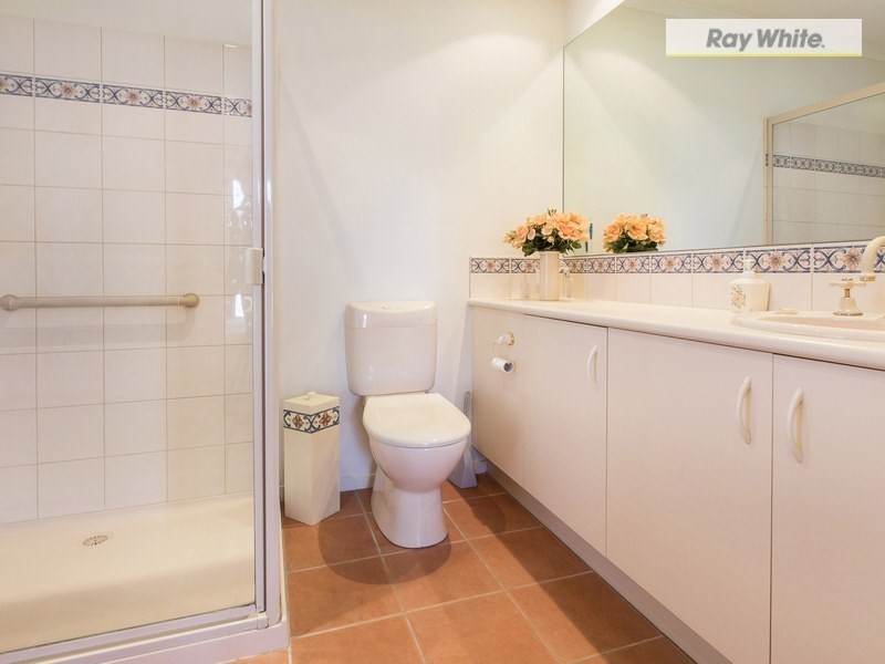 4 Sandpiper Court, Rosebud West VIC 3940