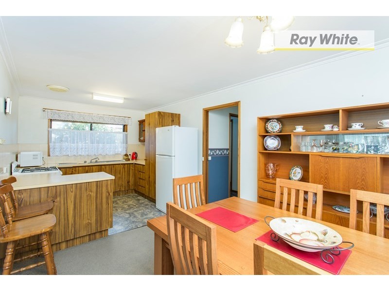 108 Third Avenue, Rosebud VIC 3939