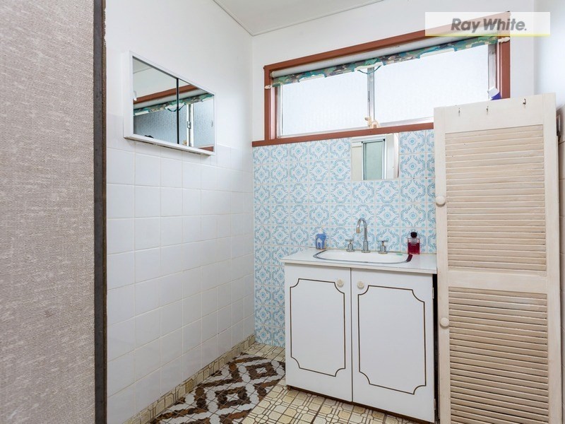 12 Tassel Road, Safety Beach VIC 3936