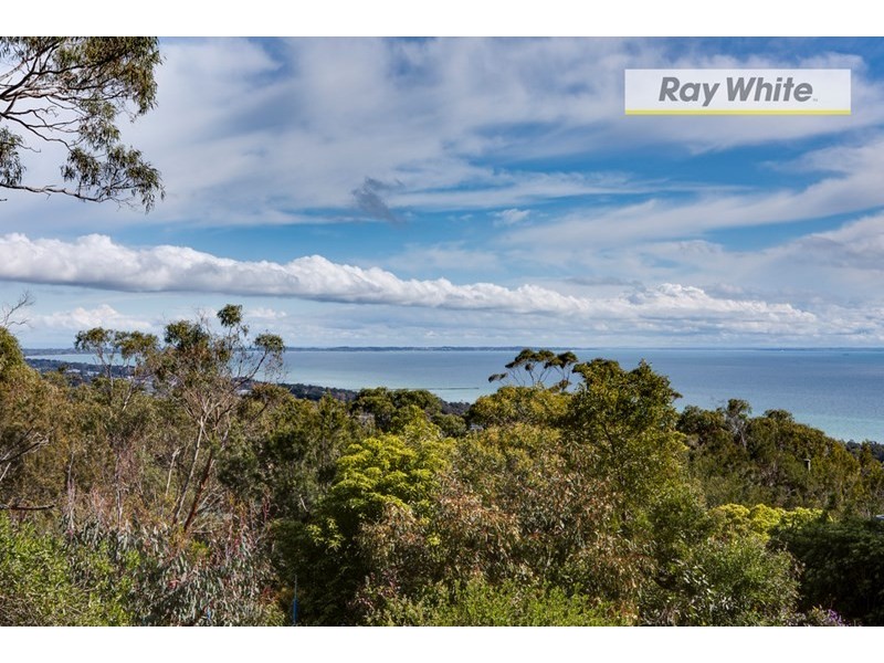 9 Bowen Street, Mccrae VIC 3938