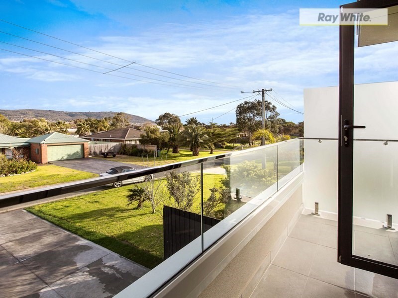 39 Balmoral Avenue, Safety Beach VIC 3936