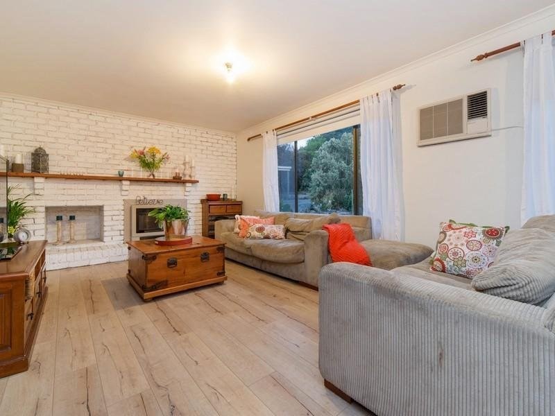 40 Murawa Drive, Rosebud VIC 3939