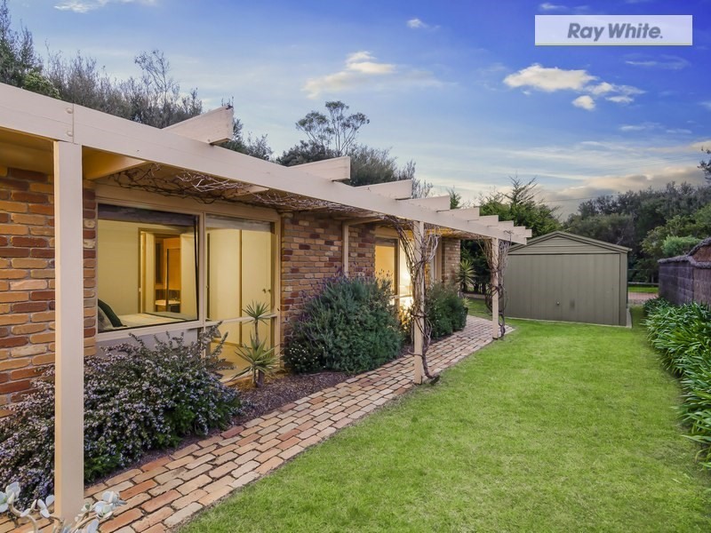 10 Johns Drive, Rye VIC 3941